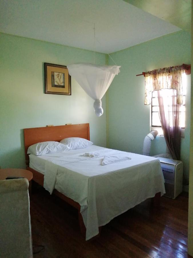جورج تاون Ms. Holder'S Comfort Villa المظهر الخارجي الصورة